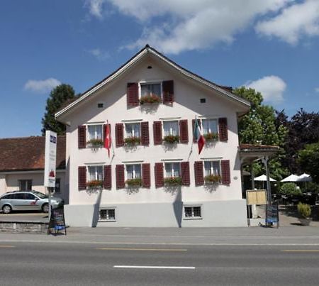 Hotel Ristorante Schloessli Meggen Eksteriør billede